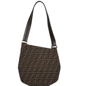 SOLD! 🔥🔥Vintage Fendi Shoulder Bag - LIKE NEW - and sold out on Poshmark